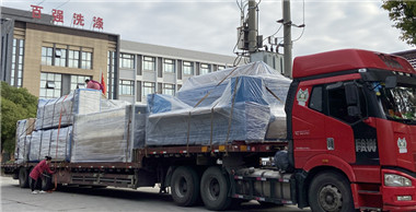 一天連發六車，百強洗滌設備到底強在哪里？
